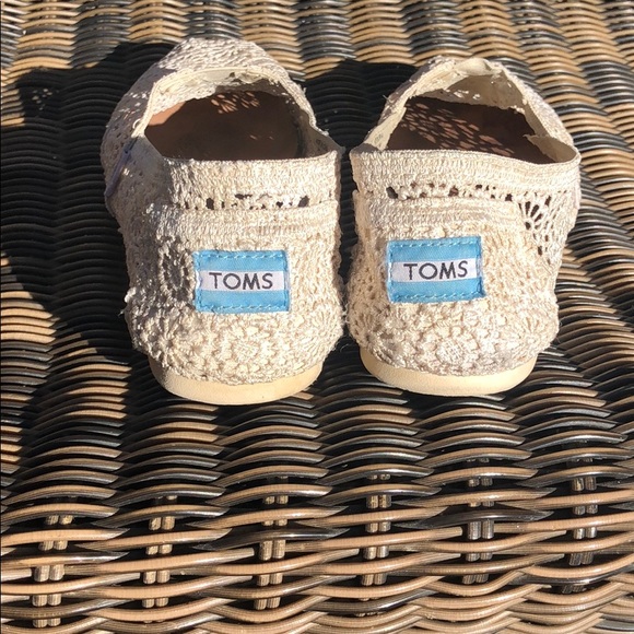 Ivory Lace Toms - Picture 4 of 5